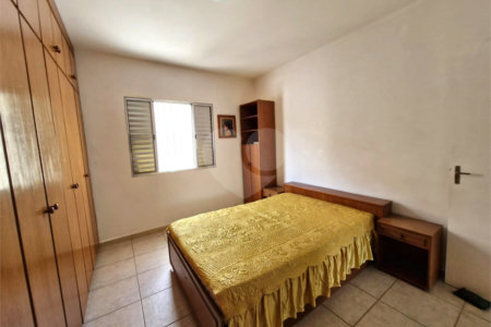 Casa à venda com 3 quartos, sendo 1 suíte, em Granja Julieta, São Paulo, SP