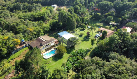 Chácara à venda com 3 quartos, sendo 1 suíte,  em Loteamento Jardim Nova Ibiúna, Ibiúna, SP