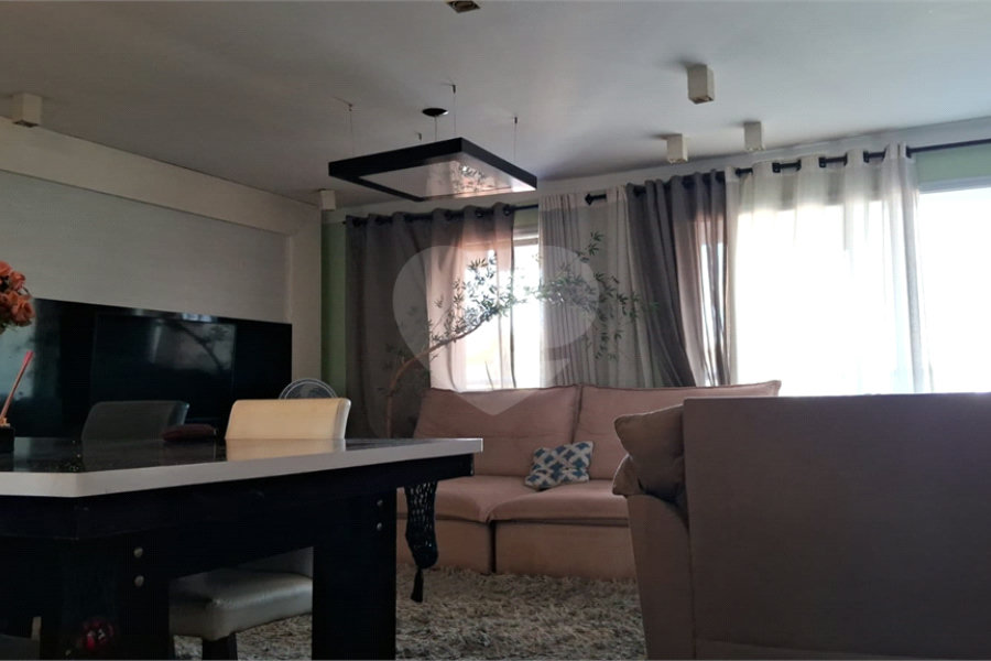Apartamento à venda com 3 quartos, sendo 1 suíte,  em Vila Guilherme, São Paulo, SP