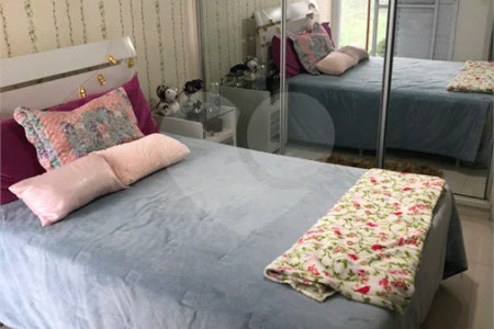 Apartamento em Bragança Paulista com 1 suíte, cozinha americana, varanda, 1 vaga garagem, área lazer com piscina e salão de festas