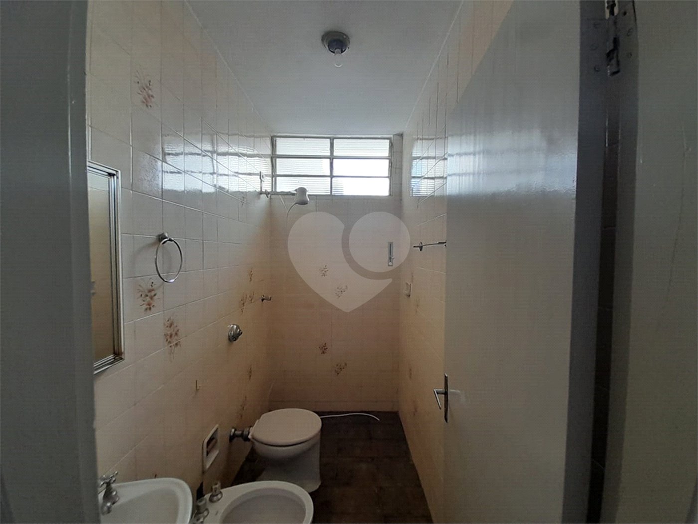 Casa Disponível para Venda ou Locação na Vila Nery – Ideal para Residência ou Comércio