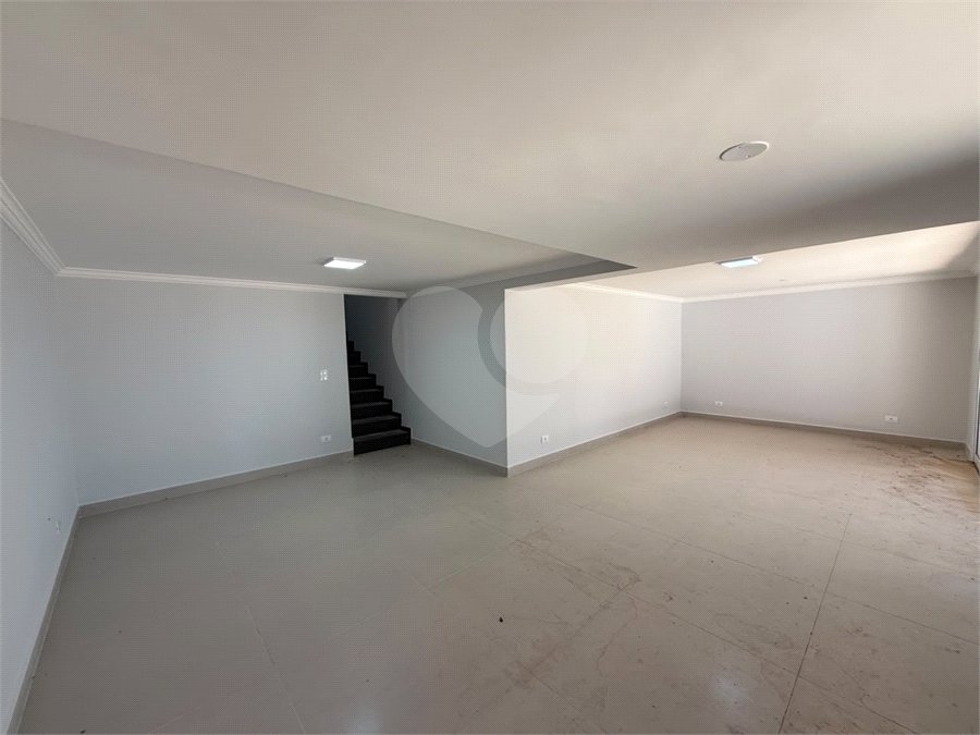 Casa à Venda com 5 Suítes na Vila Giglio em Atibaia/SP