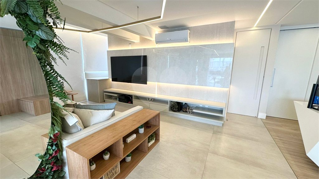 Apartamento de 140 m², 2 dormitórios sendo uma suìte, 3 vagas - Campo Belo/SP.