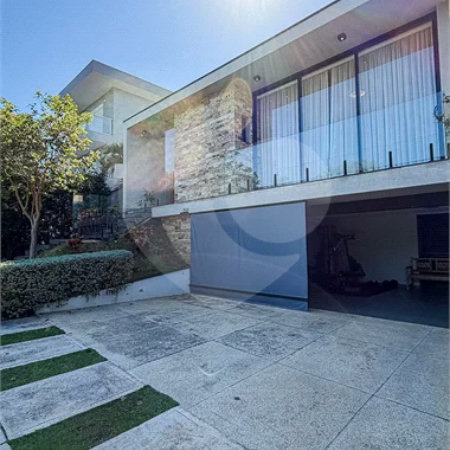 Indaiatuba - HOME DESIGN - Casa Térrea - Condomínio Paradiso - 420 m² de terreno - 307,19 m² de área construída - 3 suítes completas, sendo 1 master com closet planejado e banheira de imersão - Sala de TV reversível para 4ª suíte - Sala de estar ampla e varanda gourmet integrada - Cozinha com móve