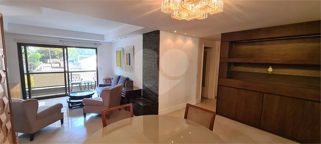 Apartamento à venda no Campo Belo com 110m², 03 dormitórios sendo 01 suite, 2 vagas - São Paulo/S