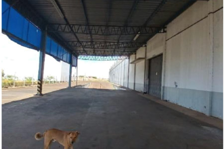 Galpão Comercial .