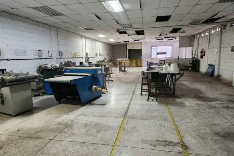 Excelente Galpão de 1.000 M² divididos em dois pavimentos de 500 M²