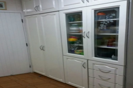 Casa à venda com 3 quartos, sendo 1 suíte,  no condomínio Alameda do Eucaliptos, São Paulo - SP