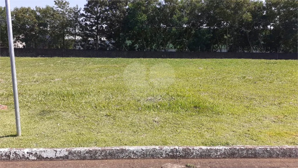 Excelente terreno à venda no condomínio Terras de Piracicaba V - topografia plana - financia