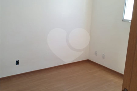 Apartamento à Venda no Condomínio Mont Everest