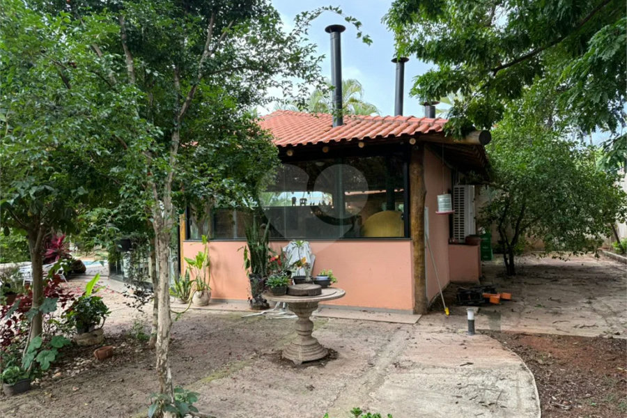 Chácara no Unileste, com espaço para eventos e cozinha industrial, na modalidade porteira fechada,