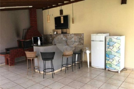 Casa com piscina
