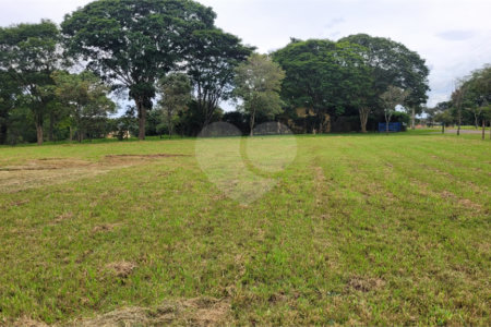 Loteamento Residencial no Condomínio Vila Pinhal do Broa