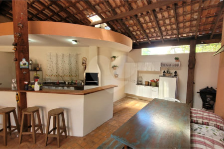 Casa em Condomínio, no Parque Sabará
