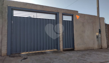 Casa à venda com 2 quartos em Loteamento Residencial Eduardo Abdelnur, São Carlos, SP