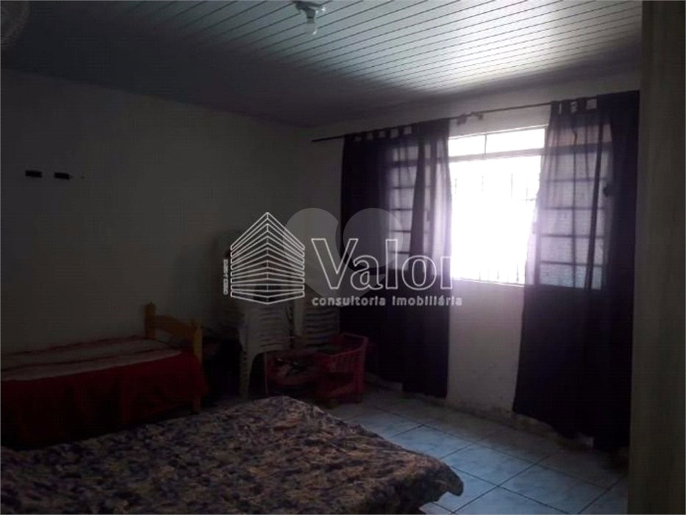 Casa térrea à venda com salão comercial