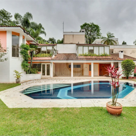Casa 4 suítes 6 vagas 950m² de terreno a venda no Alto da Boa Vista - São Paulo