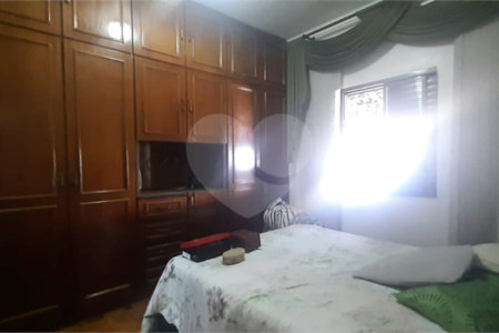 Casa térrea na Vila Prado .