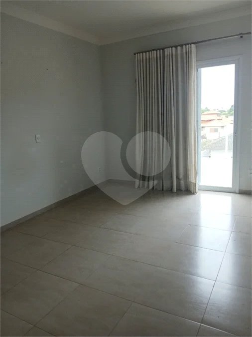 Casa para Locação no Condomínio Recanto dos Paturis em Vinhedo/SP