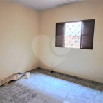 Casa ampla em bairro tranquilo – excelente oportunidade para morar ou investir!