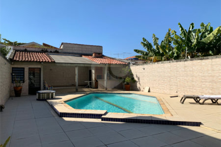 Casa à venda ou para alugar com 4 quartos, sendo 2 suítes, em Brooklin, São Paulo, SP