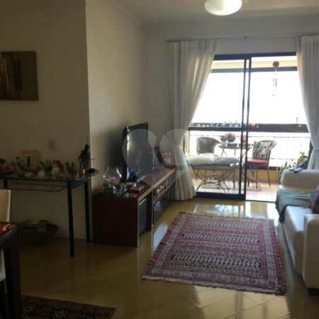 Apartamento com 3 quartos