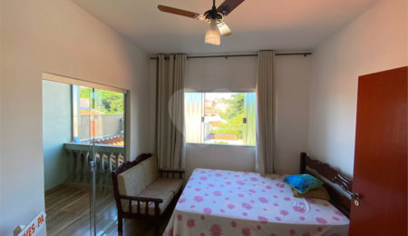 Sobrado à venda com 3 quartos, sendo 1 suíte,  em Jardim Nossa Senhora Aparecida, São Carlos, SP