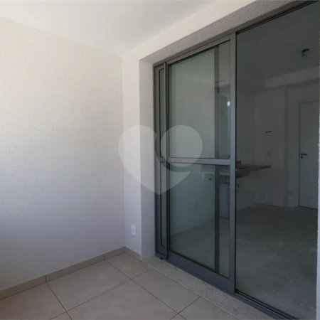 Studio à venda na V.Mariana - 30m2 - 350 metros metrô Paraíso