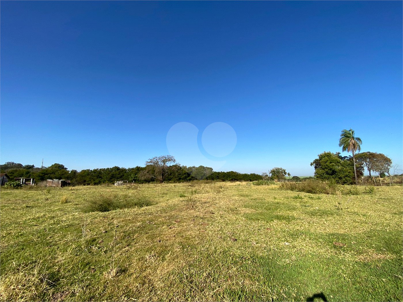 Área de terra para venda no Jardim Embaré,