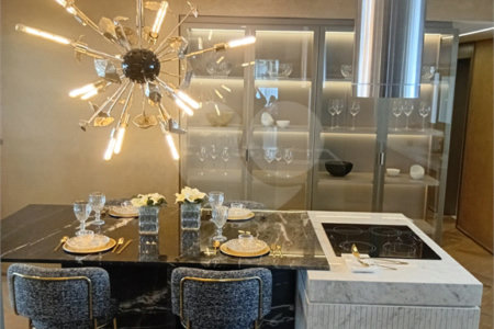 Soleil by Boca do Lobo: Apartamento de 246m² com 4 Suítes e 4 Vagas na Chácara Klabin ALTO PADRÃO
