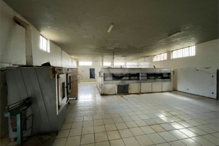 Barracão em Araraquara/SP, disponível para venda e locação.