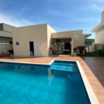 Linda casa Condomínio Santa Isabel I