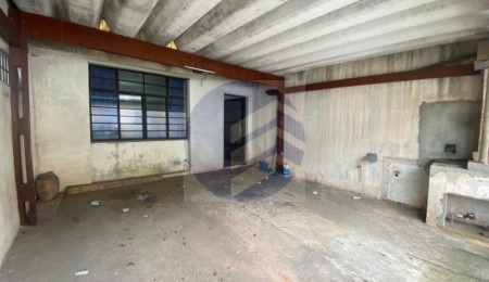 Casa à venda com 2 quartos em Jardim Alvorada, oportunidade para investidor