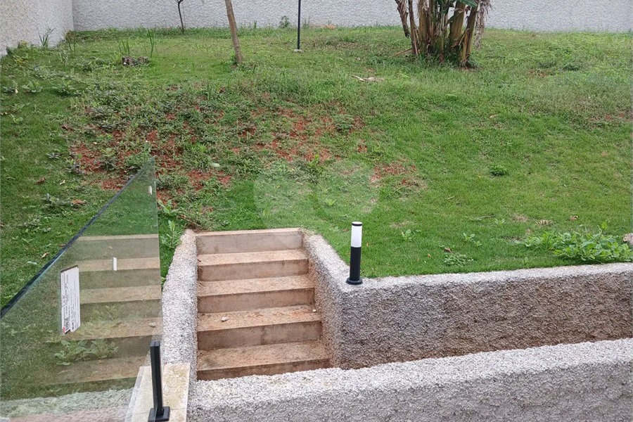 Sobrado à venda com 3 suítes em Roseira, Mairiporã, SP