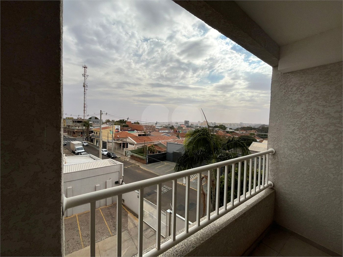 Apartamento á venda na região do Vila Prado.