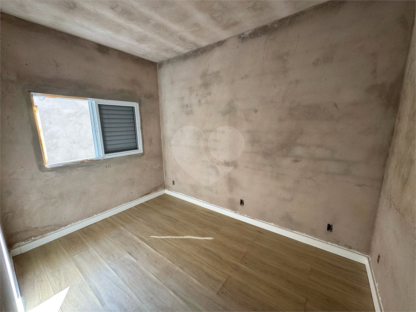 Casa em condominio em reta final de obras