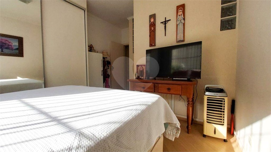 Casa à venda com 3 quartos, sendo 1 suíte,  em Vila Paulista, São Paulo, SP