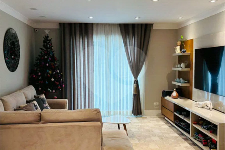 Casa para alugar com 4 quartos, sendo 2 suítes, no condomínio Floradas da Serra, São Paulo - SP