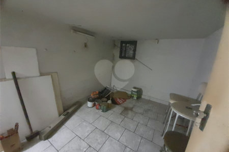 Prédio Comercial na Av. São Carlos - Excelente Oportunidade no Centro da Cidade