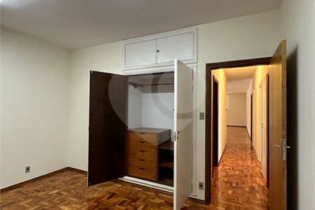 Casa térrea no Centro para venda ou locação