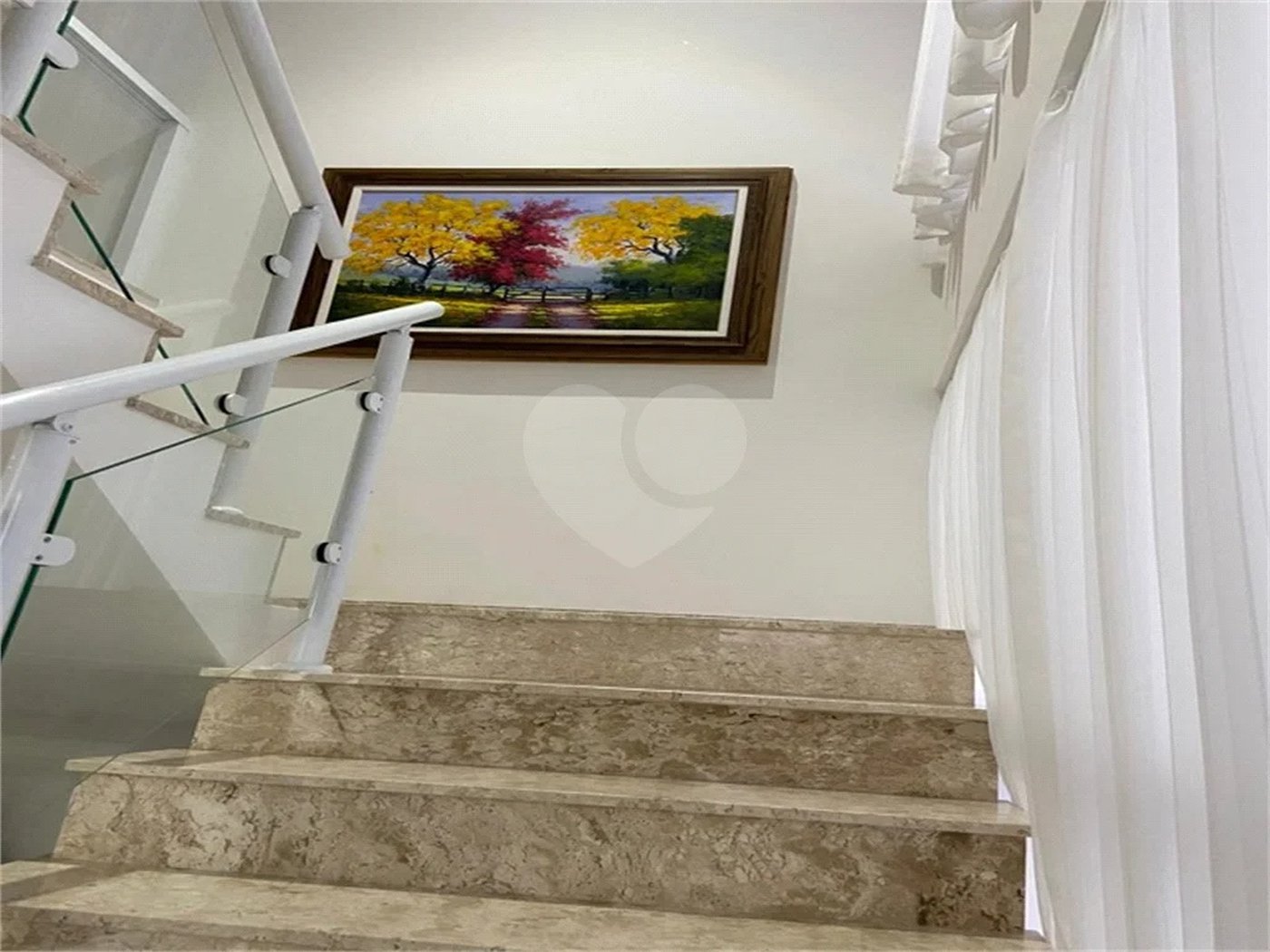 Vende Belíssimo Sobrado