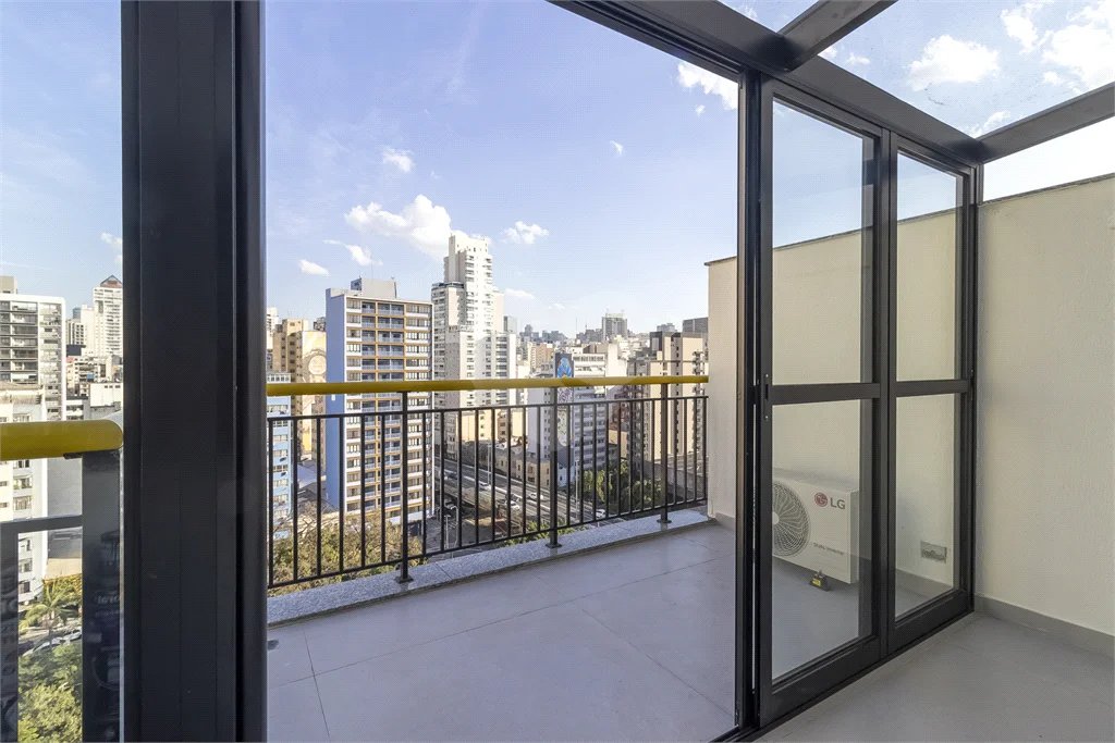 Smart Santa Cecília: Conforto e Conveniência na Av. Duque de Caxias
