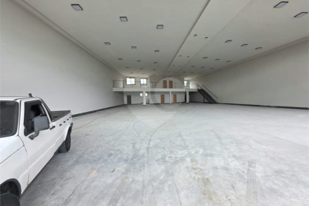 Prédio Comercial para Locação no Jardim Santo Antônio em Valinhos/SP