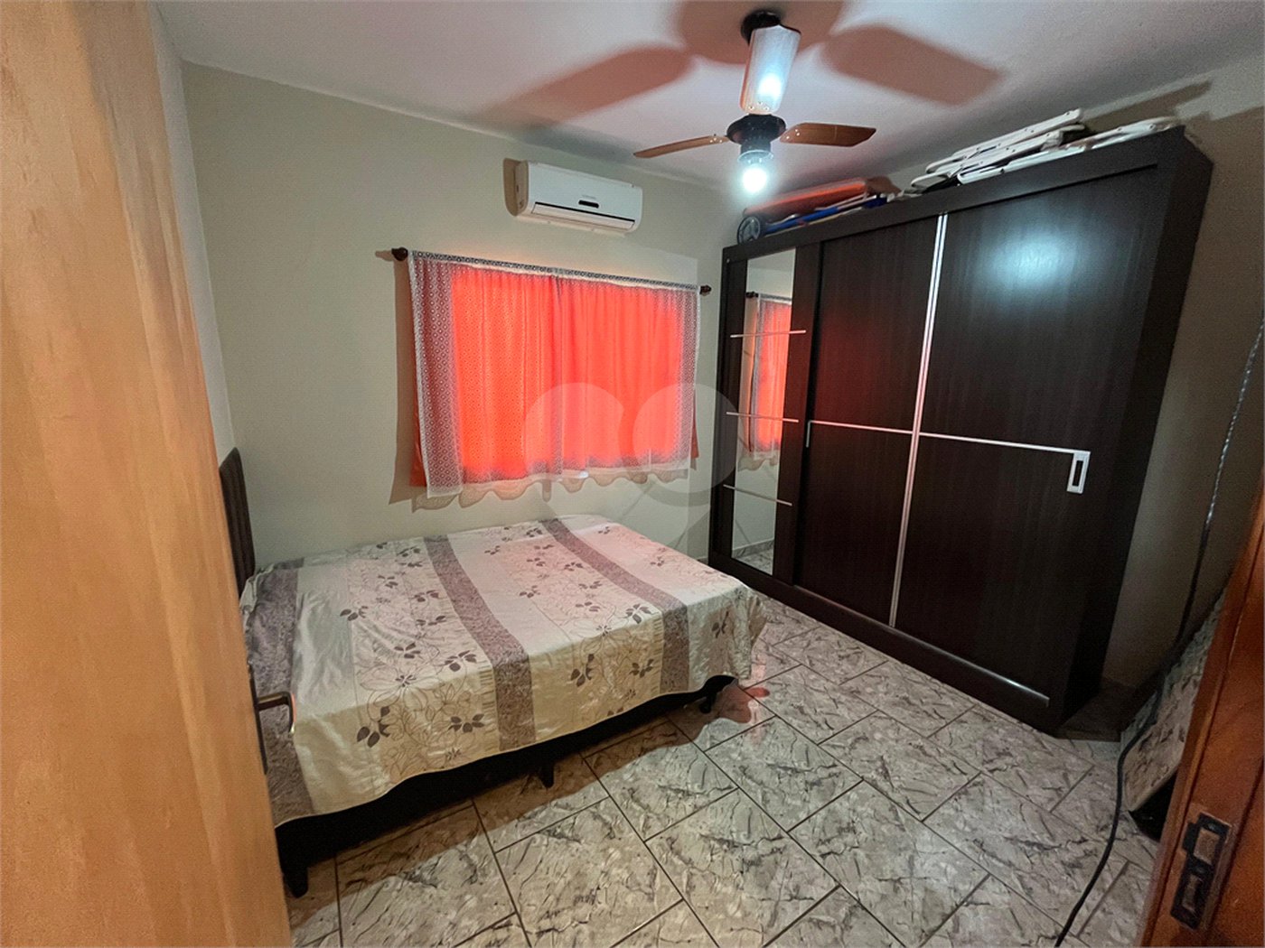 Casa a venda com 2 dormitórios na Vila São José