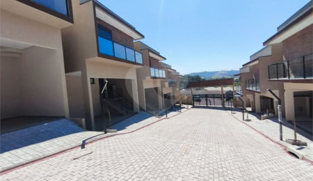 Casa para alugar com 3 suítes no condomínio Residencial São Sebastião, Louveira - SP