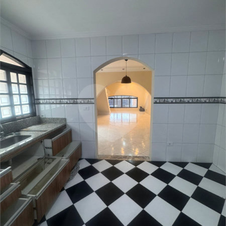 Sobrado com 3 quartos à venda em Interlagos - SP Aceita e estuda Permuta. Sobrado com 3 quartos à venda em Interlagos 3 dormitórios/1 suíte e 2 vagas