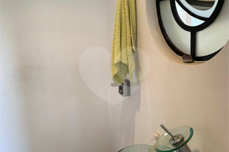 Casa à venda ou para alugar com 4 quartos, sendo 2 suítes, em Brooklin, São Paulo, SP