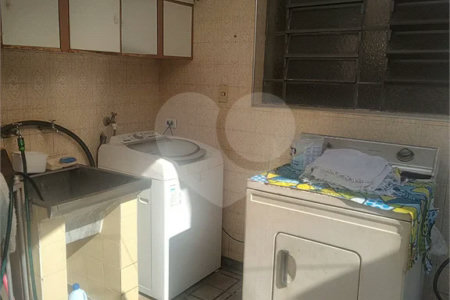 Sobrado à venda na Mooca – 3 dormitórios sendo 1 suíte e 4 vagas de garagem Próximo ao Metrô Bresser Mooca