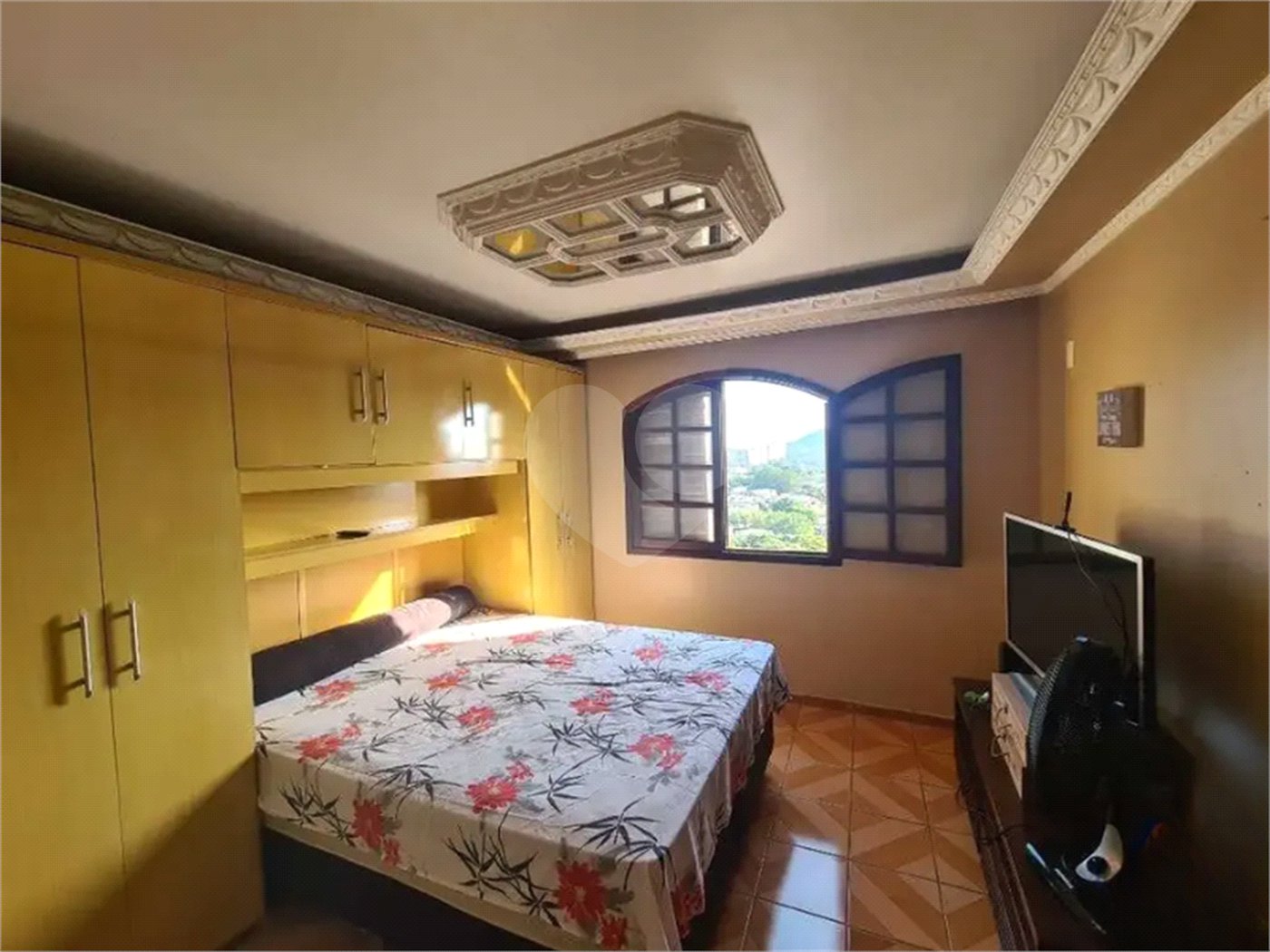 Sobrado com 4 Quartos e 4 banheiros à Venda -337 m² por R$ 850.,000 -- Jardim Vivan,-Jaraguá, São Paulo - SP