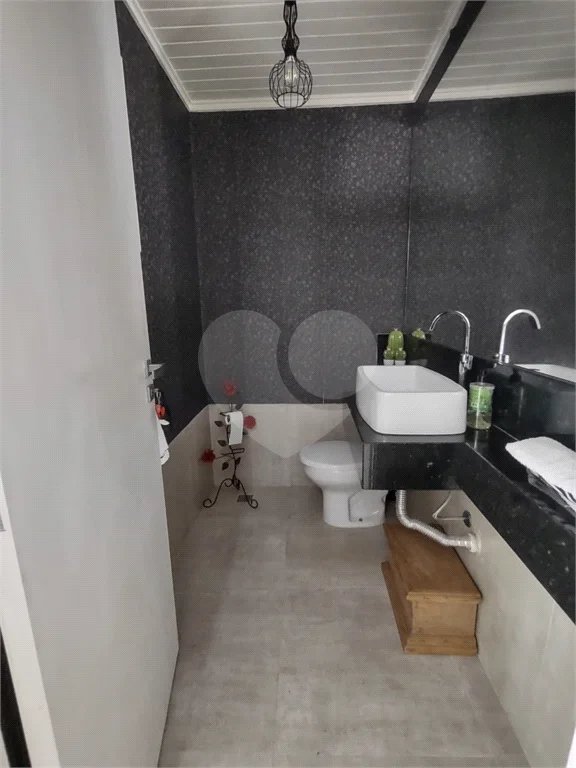 Casa à venda ou para alugar com 3 suítes no condomínio Vinhas da Vista Alegre - Lado Café, Vinhedo - SP